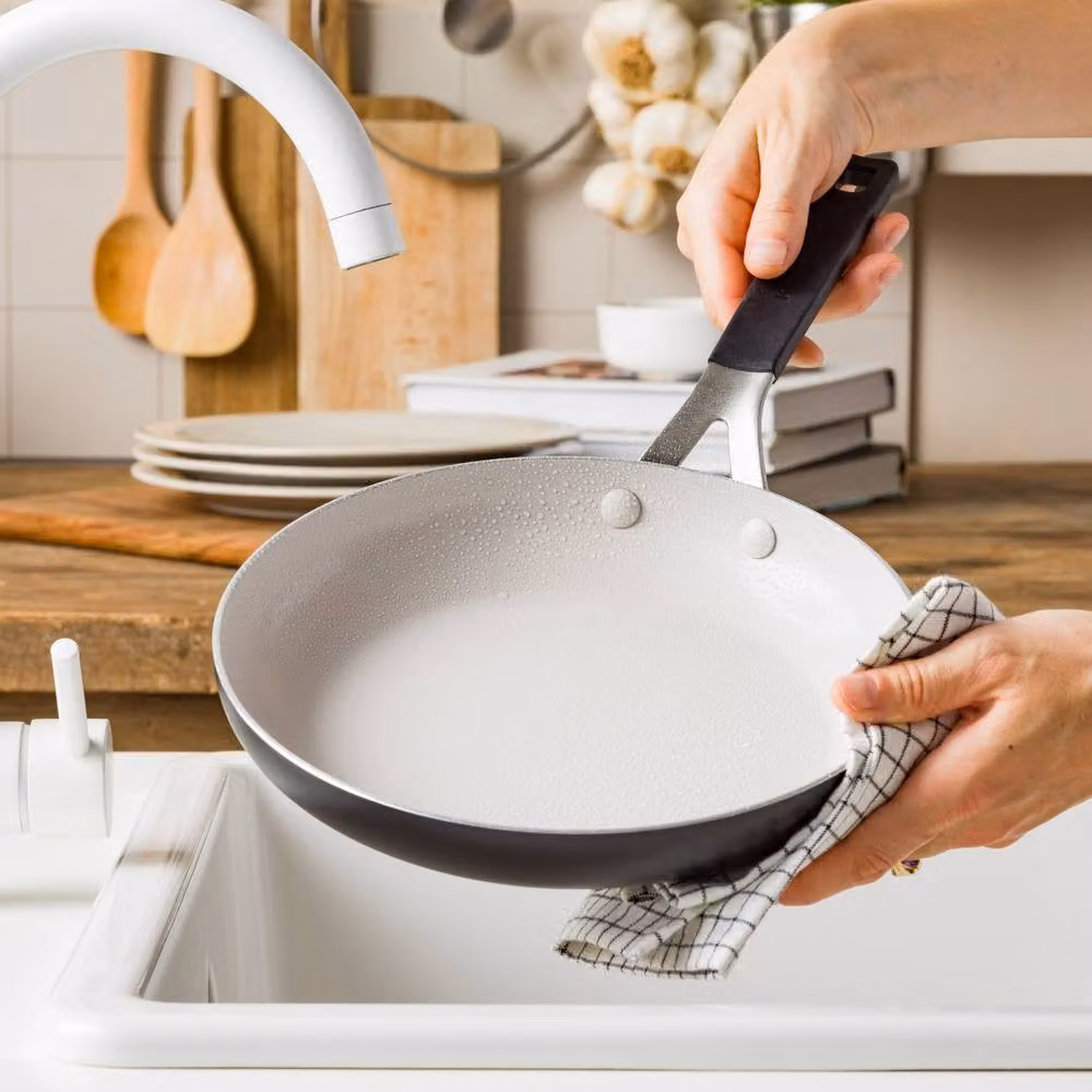 KitchenAid Black Ceramic Aluminium Frying Pan, 28 cm – 4
