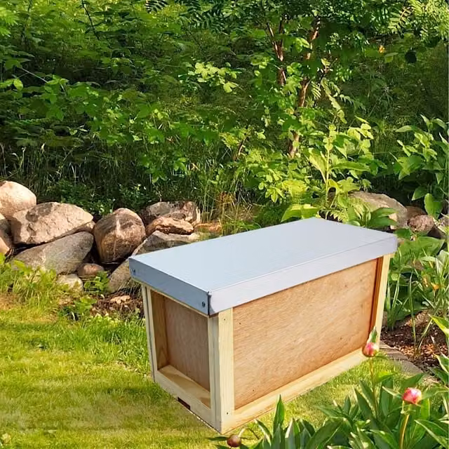 Actiasbee 5 Frame Capacity Nucleus Beehive in Brown Pine Wood