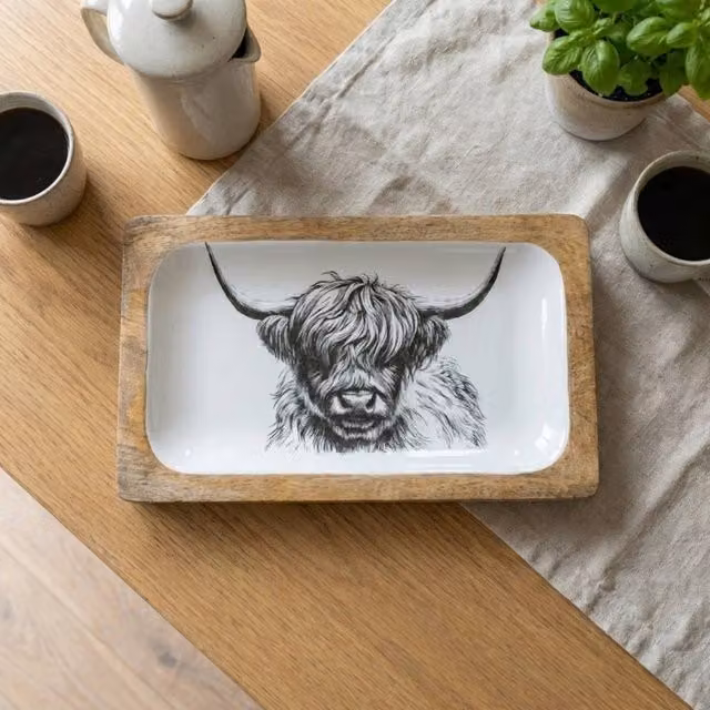 Garden Greatness Highland Cow Enamel Serving Tray, Multicolour and White, W: 30.0 cm x D: 16.0 cm