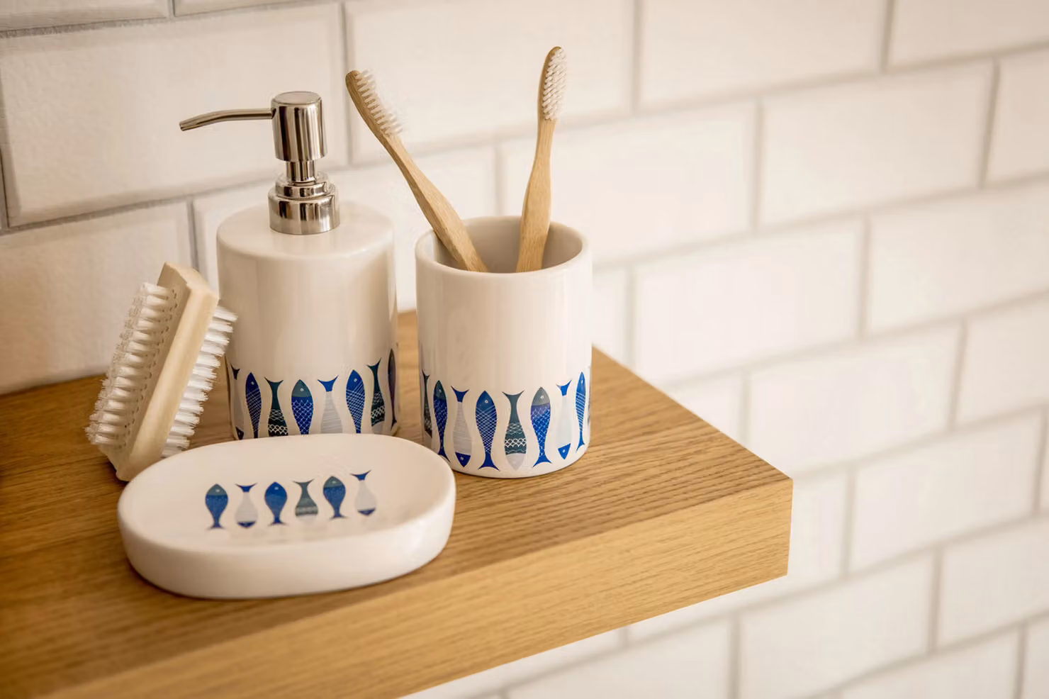 Orsina Modern White and Blue 3 Piece Dolomite Bathroom Accessories Set with Soap Dispenser, Tumbler and Soap Dish – 2