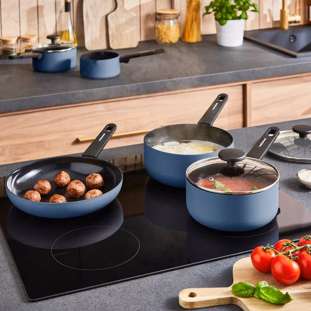 Morphy Richards 5 Piece Blue Aluminium Saucepan and Frying Pan Set with Ceramic Coating – 8