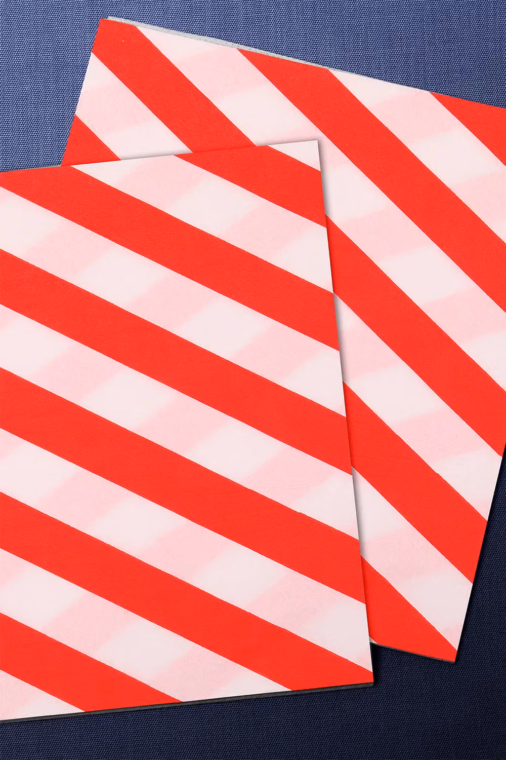 Neel Blue Christmas Party Paper Napkins in White and Red Stripes, 33 x 33 cm – 5