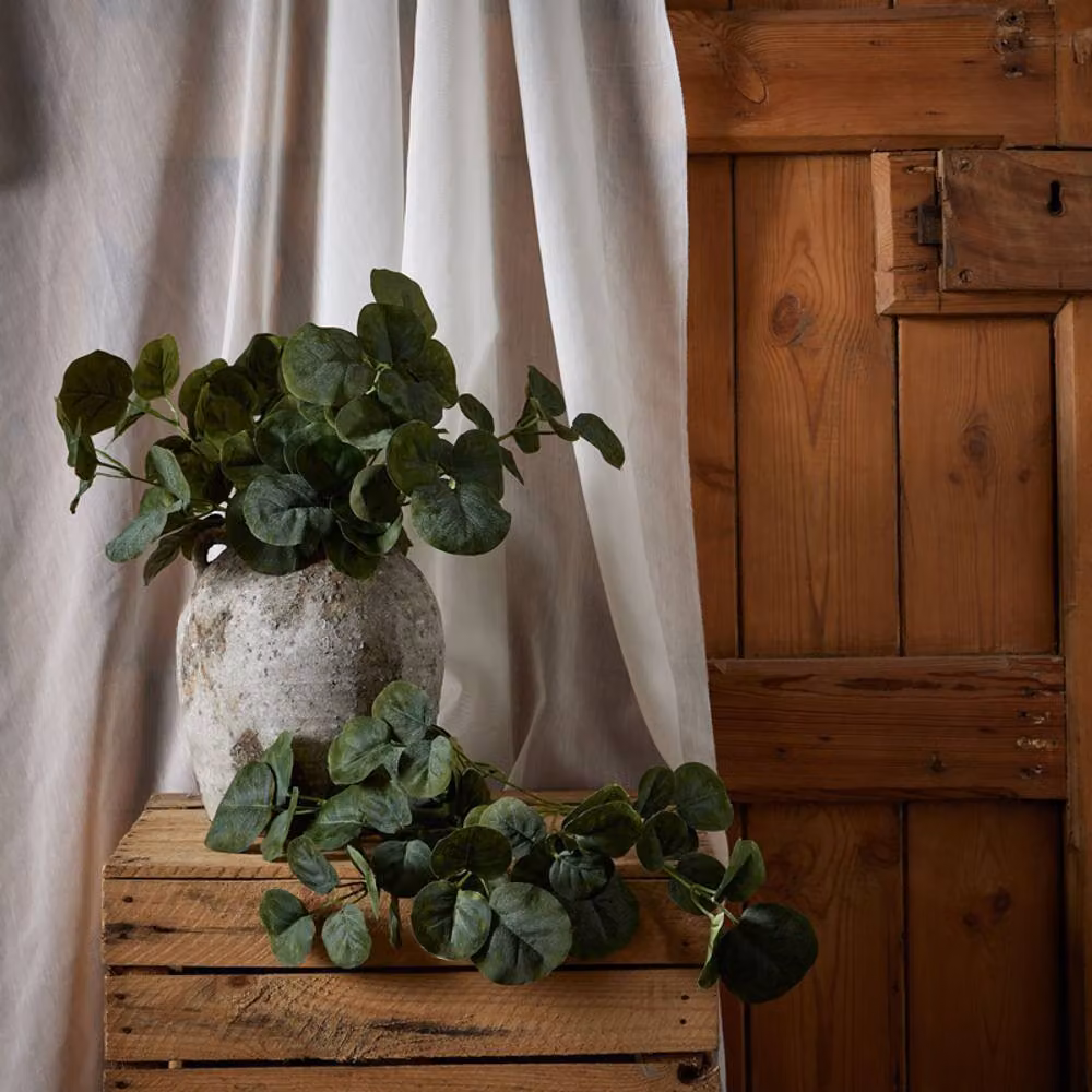 Lemon Pavilion Artificial Short Eucalyptus Bunch in Green, W10 x D10 x H35 cm – 3