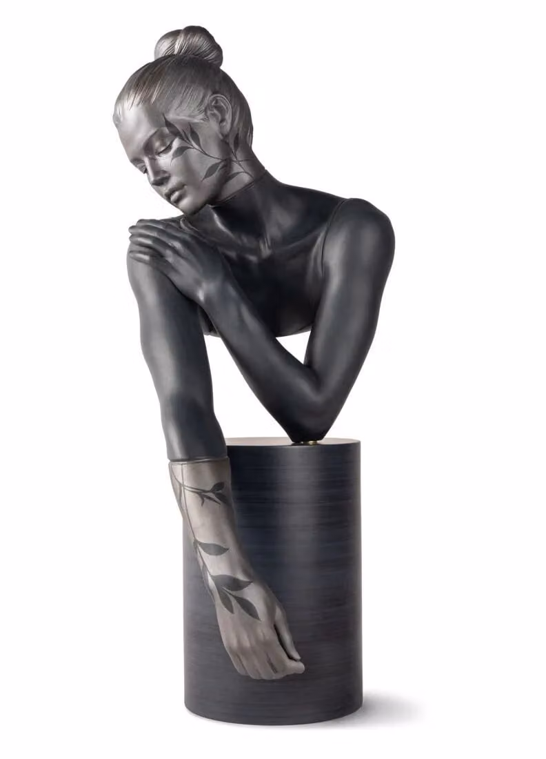 Lladró Reflections of Nature Her Porcelain Sculpture in Black