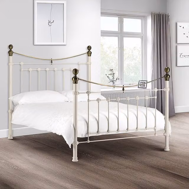Julian Bowen Victoria Metal Bed Frame in White, 140 x 200 cm