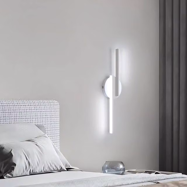 Goeco Modern LED Wall Light in White, 16W Cool White Up and Down Bar Light