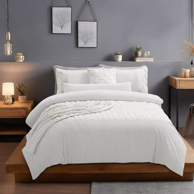 Snug City Christmas Tree Ultra Soft Teddy Fleece Duvet Cover and Pillowcase Set, White, W: 140 cm, L: 200 cm