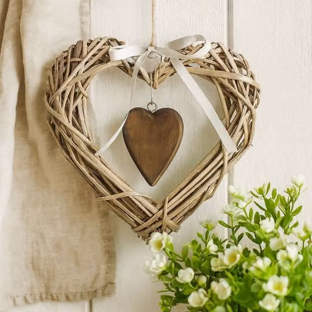 Voltico Rustic Wicker Hanging Heart Decoration with Wooden Charm in Brown or White