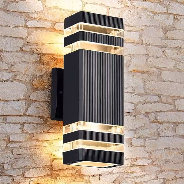 Ventryn Modern Black Aluminium Up and Down Outdoor Wall Light with IP65 Waterproof Rating and GU10 LED Compatibility – 1