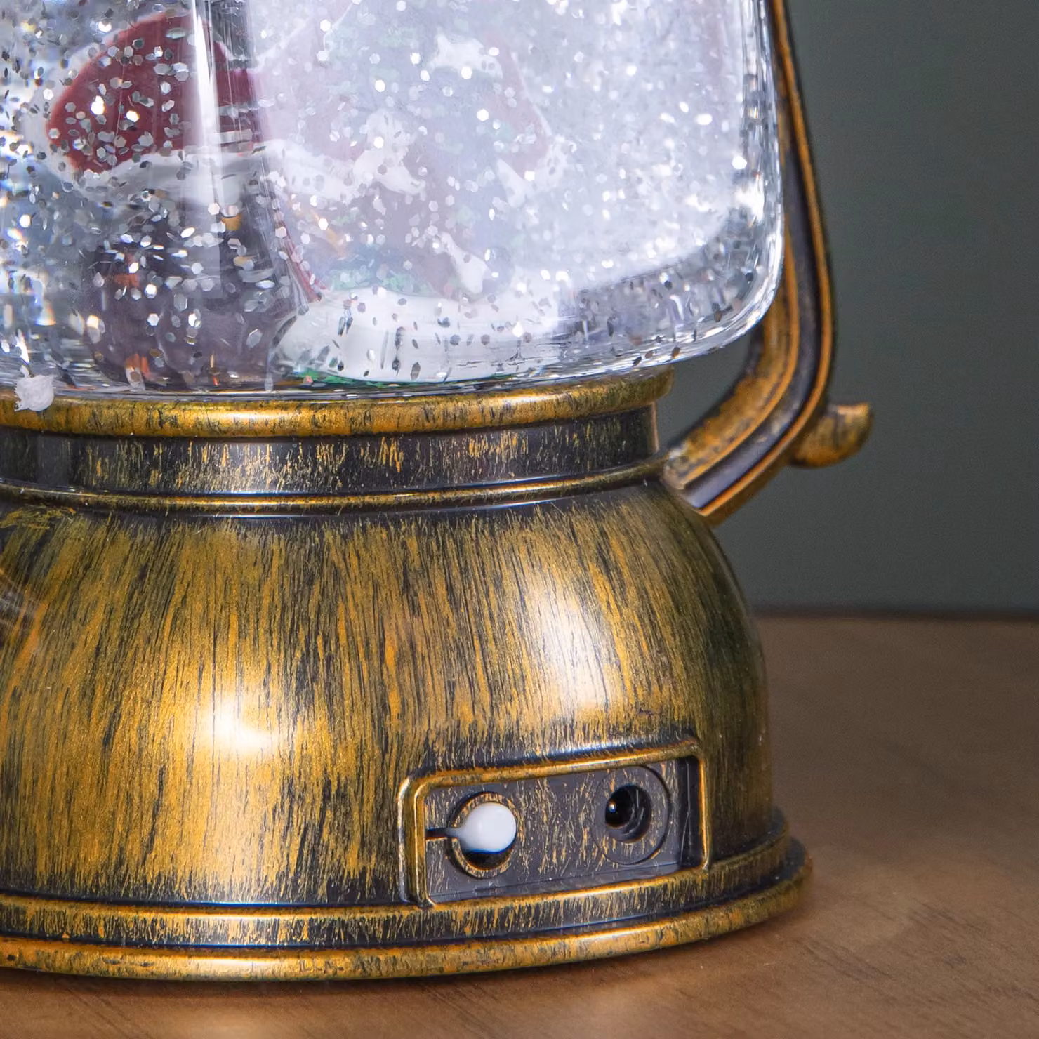 Samuel Alexander Gold Antique Lantern Christmas Water Spinner with Santa Scene, 24 cm – 2