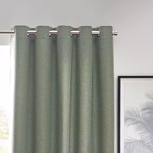 Riva Home Green Blackout Eyelet Curtains, Thermal Insulating Pair, Width: 117 cm, Drop: 183 cm – 2