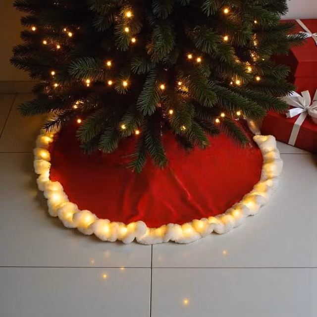 Garden Greatness Light Up Red Velvet Tree Skirt in Red