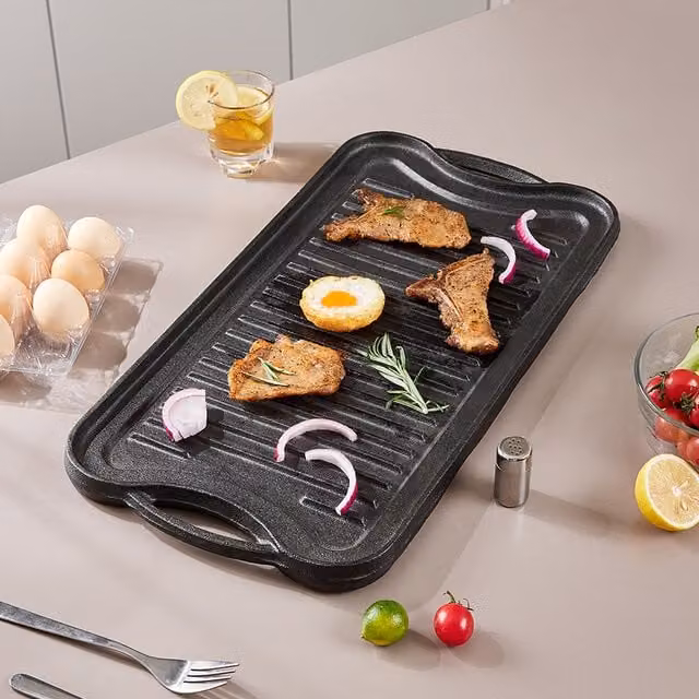 Livingandhome Uncoated Cast Iron Reversible Frying Pan, Black, Diameter: 26.5 cm