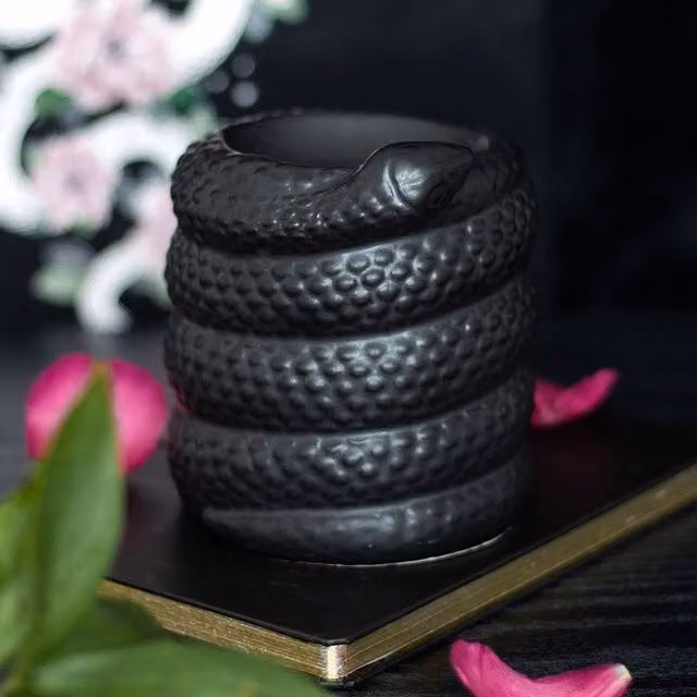 Uniqueful Black Snake Oil Burner and Ceramic Wax Warmer with Animal Print Design