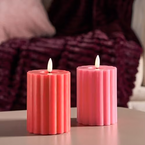 OHS Set of 2 Ribbed Flameless LED Pillar Candles with Flickering Effect in Red and Pink – 3