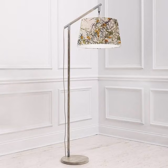 Voyage Maison Quintus Floor Lamp with Hawthorn Lampshade in Grey – 1