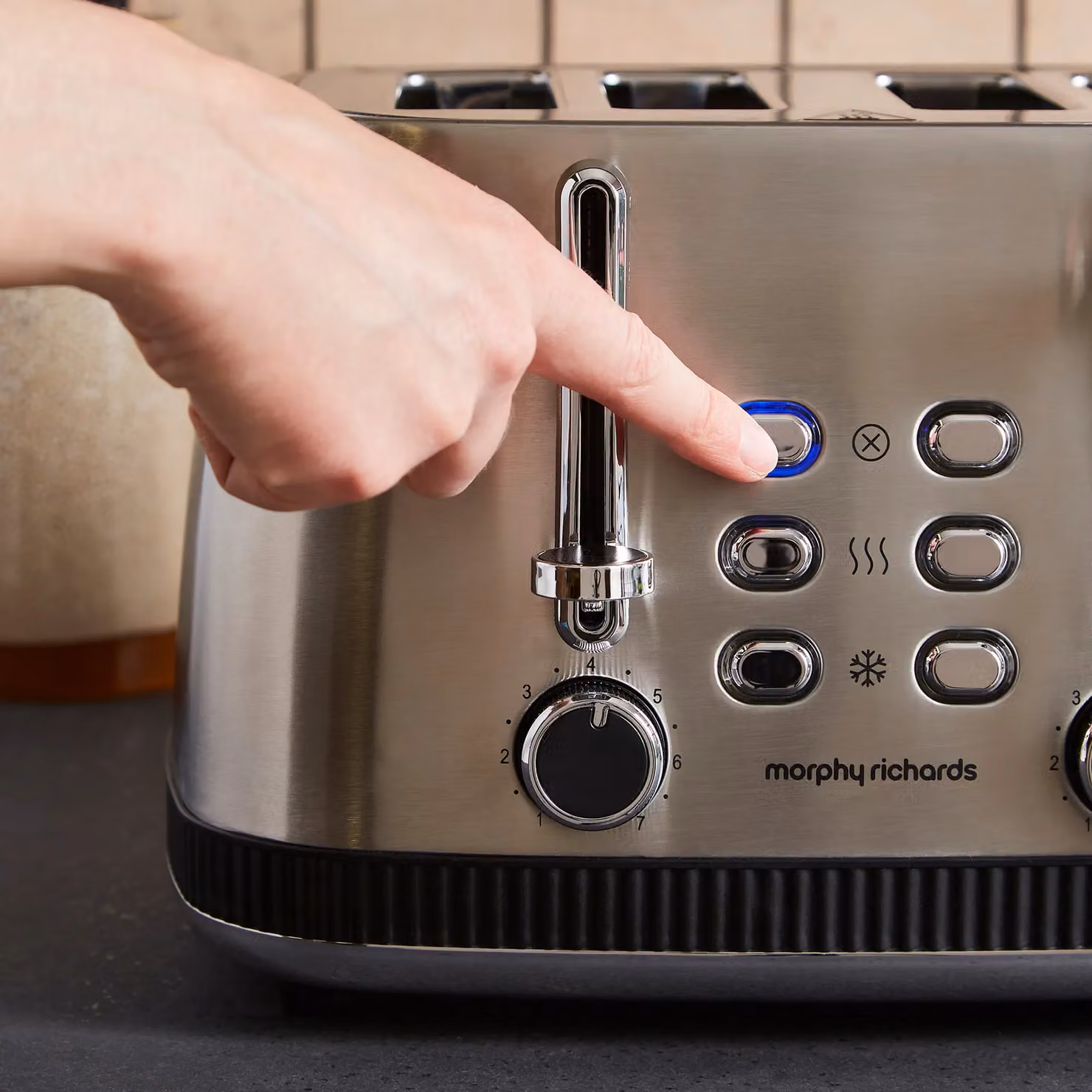 Morphy Richards Mexborough 4 Slice Toaster in Black and Silver Stainless Steel with Timer – 5