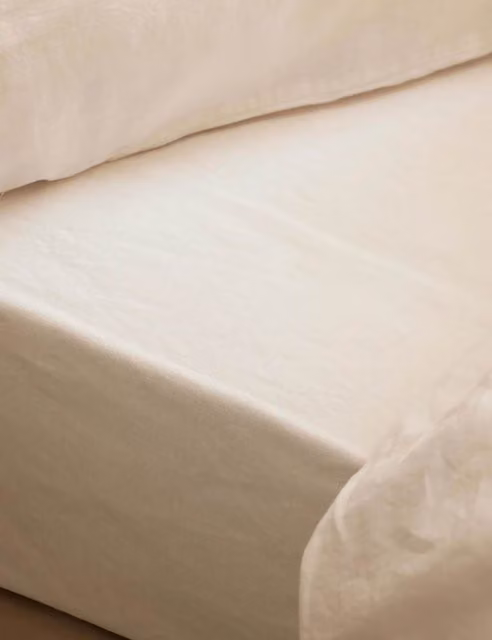 Piglet In Bed Linen Fitted Sheet, Beige, W: 180 cm, D: 200 cm