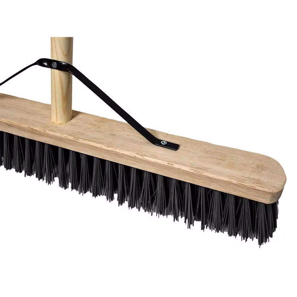 Faithfull Assembled PVC Broom in Black, 600 mm – 2