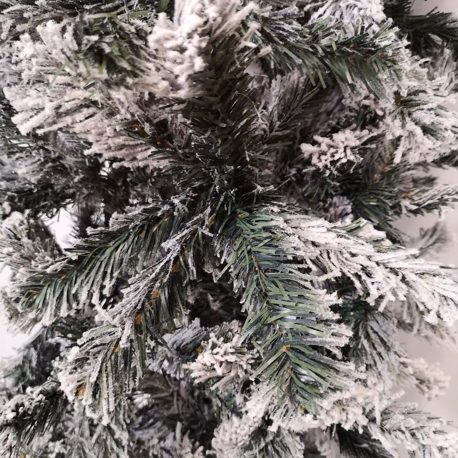 Samuel Alexander 8ft Green Flocked PVC Christmas Tree Arch with Snow Tips and Flat Top – 3
