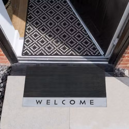 JVL Quartz Welcome Scraper Rubber Doormat, Black, W: 45 cm, D: 75 cm – 3