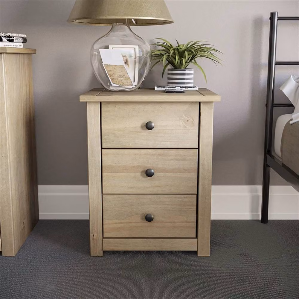 Nordara 3 Drawer Bedside Chest in Natural Brown Waxed Oak – 3