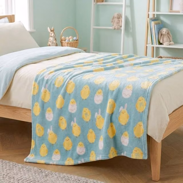 Garden Greatness Springtime Fluffy Chick Design Super Soft Multicolour Throw W/D: 152 x 127 x 127 cm