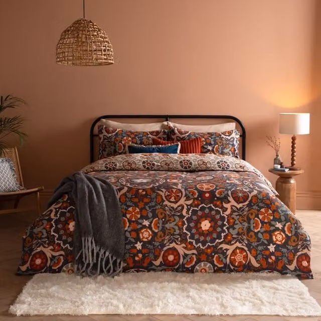 Riva Home Reversible Floral Cotton Duvet Cover Set in Blue and Multicolour, W/D/H: 180 x 200 cm