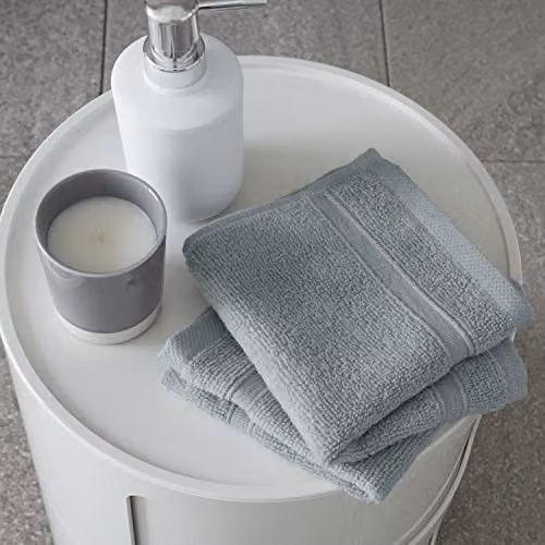 Catherine Lansfield Zero Twist Cotton Face Cloth Pair in Green, 30 x 30 cm