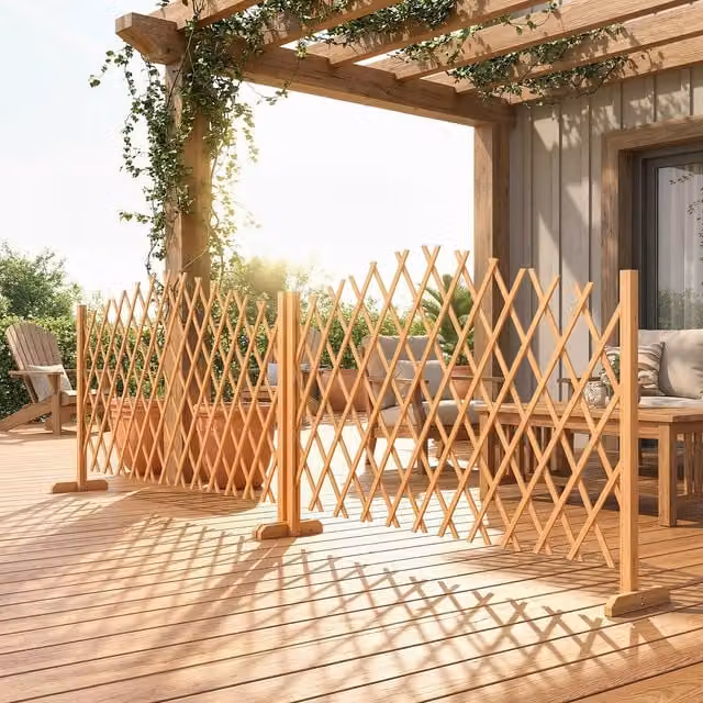Outsunny Brown Wood Palisade Expanding Freestanding Fence Panels