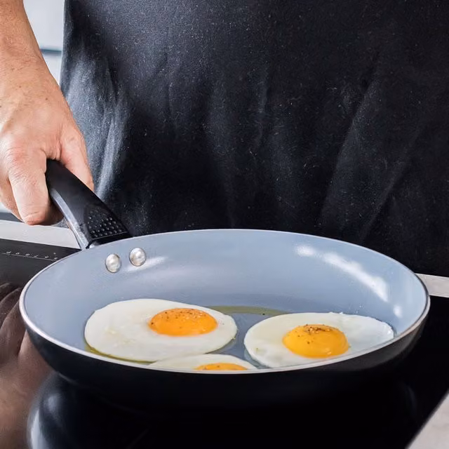 MasterClass Ceramic Non-Stick Eco Frying Pan, Black, 26 cm