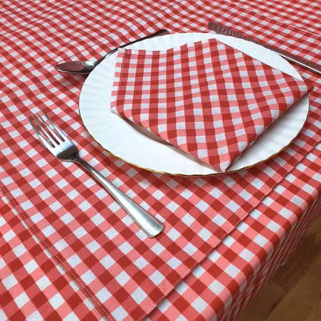 Kitchenwise Gingham Check Table Napkins in Cherry Red
