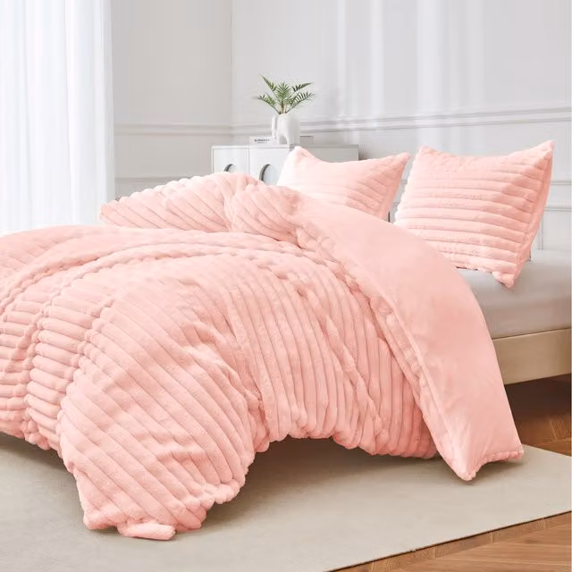Ezysleep Super Soft Luxury Faux Fur Striped Duvet in Pink, 200 cm