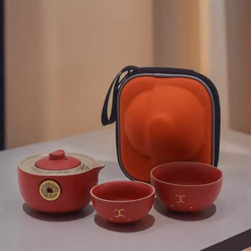 Serenityy Money Cat Ceramic Teapot Set in Red and Gold with 2 Cups and Travel Case