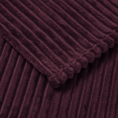 Appletree Hygge Reversible Faux Fur and Fleece Throw Blanket, Red, W: 130 cm, L: 180 cm – 3