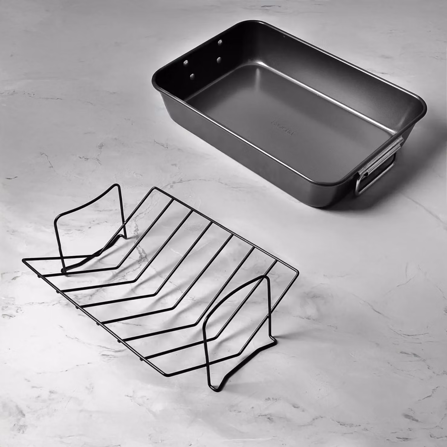 Prochef Non-Stick Carbon Steel Roasting Pan with V Rack, Black and Grey, W: 38.1 cm, D: 27.5 cm, H: 7.5 cm – 5