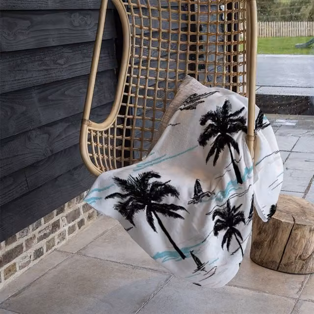 Benjamin Tate Design Palm Trees and Sailboats Fleece Blanket in Blue, Beige and White, W/D/H: 120 x 150 cm