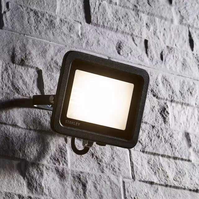 Stanley 30W LED Slimline Outdoor Floodlight in Black