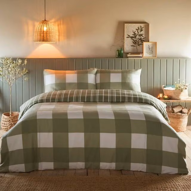 Portfolio Home Glenmore Check Reversible Brushed Cotton Flannelette Duvet Cover and Pillowcase Set, Green, W/D/H: 138 x 200 cm and 50 x 75 cm