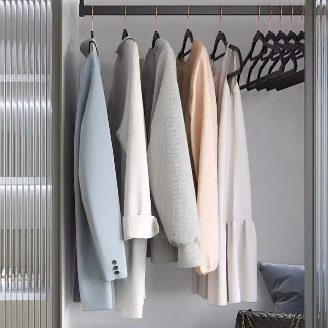 SONGMICS 50 Non-Slip Velvet Flocked Space-Saving Hangers with Gold Metal Hooks, Black and Gold