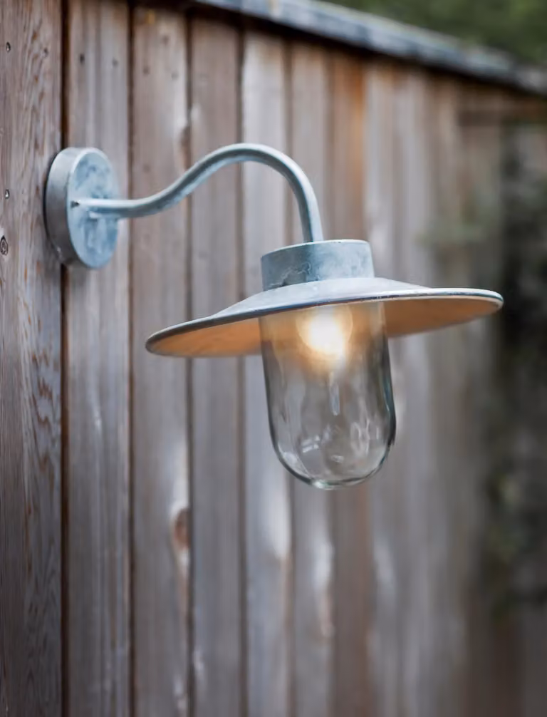 Lights4fun St Ives Swan Neck Silver Metal Garden Wall Light