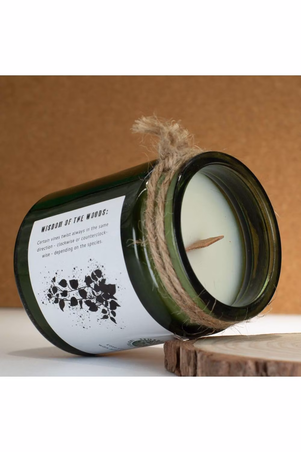 KDMD Twilight Vine Woodwick Soy Candle in a Green Glass Jar with Floral and Fruity Scents – 2