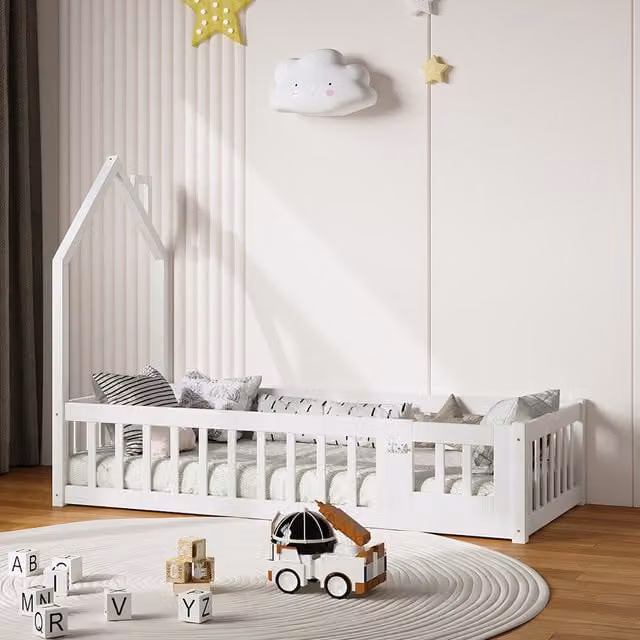 Livingandhome House-Shaped Solid Pine Wood Bed Frame for Children in White