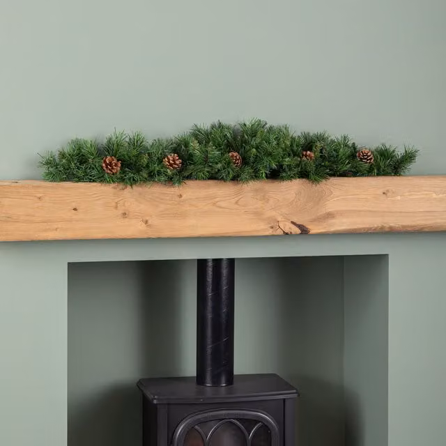 Samuel Alexander 90cm Deluxe Princess Green Christmas Garland Swag with Pinecones