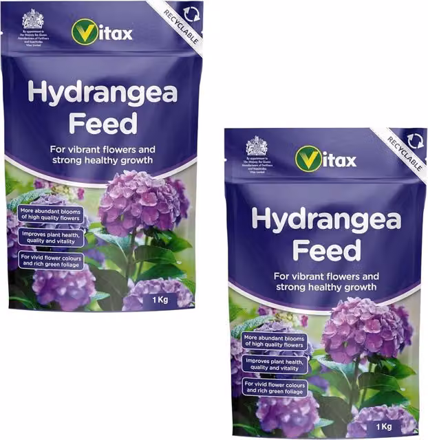 Vitax Hydrangea Granulate Feed, 1 kg, White