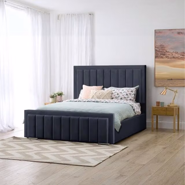 Desire Deco Alondrea Upholstered Velvet Panel Bed in Grey, W/D/H: 140 x 200 cm