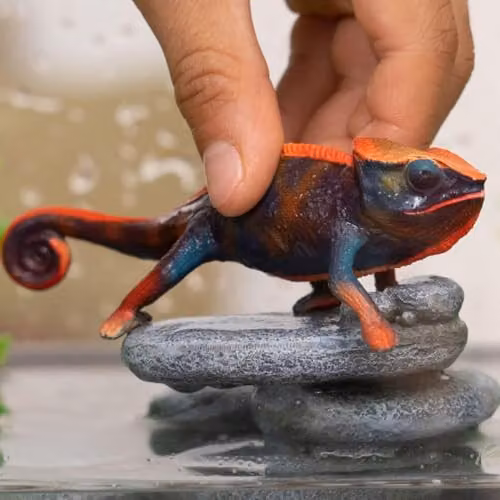 Schleich Wild Life Chameleon Toy Figurine, Multicolour – 3