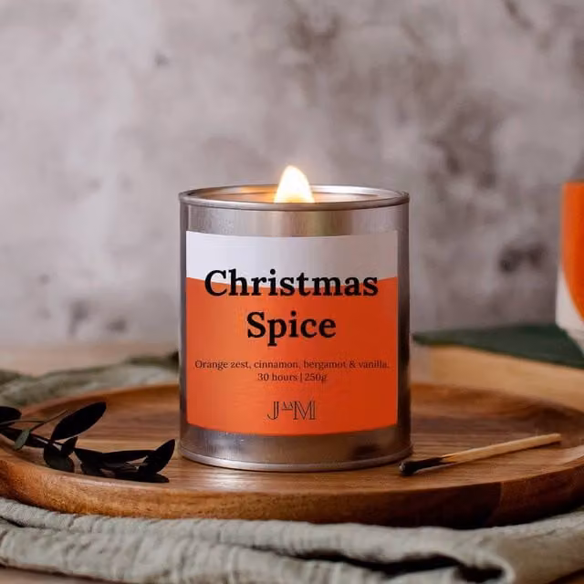 JAAM Christmas Spice Wood Wick Tabletop Candle in Silver – 1