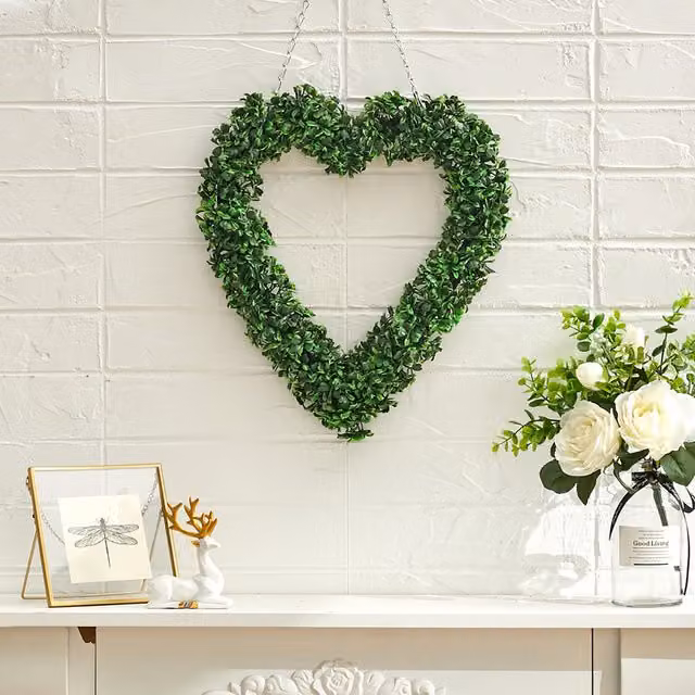 Livingandhome Green Topiary Boxwood and Leaves Hanging Wreath