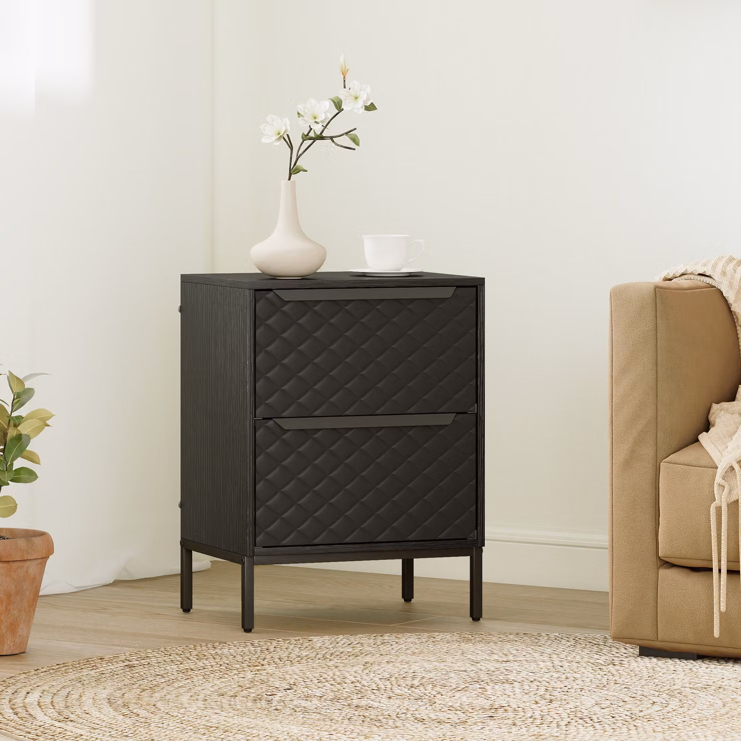 HOMCOM Black Modern Chest of Drawers with 2 Fabric Drawers and Aluminium Handles – 2